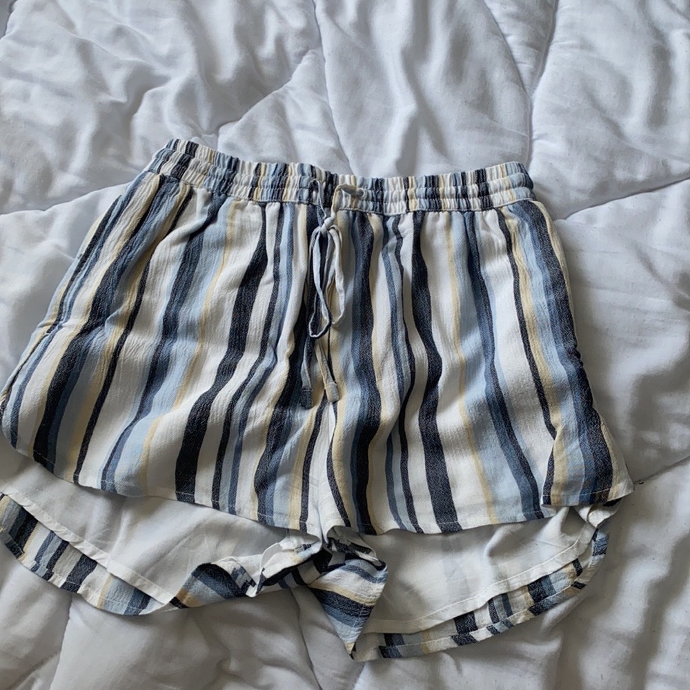 Stripe flowy shorts